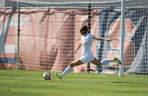 Freshman Taylor Bennett has emerged as a contributor for the Orange despite her college career being just six games old.