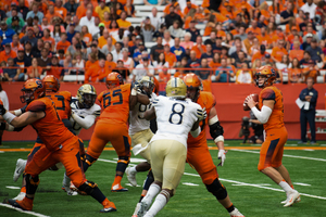 Syracuse defeated Pittsburgh 27-24 in 2017. 