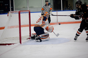 Maddi Welch played goal as Syracuse shut down a late 5-on-3 power play for Princeton.