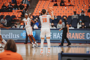 Najé Murray led Syracuse with 15 points before her third quarter ejection.