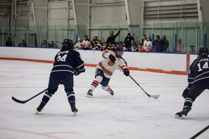 After Syracuse split its two-game series against Merrimack, Mae Batherson won Defenseman of the Week and Rhea Hicks earned Rookie of the Week honors.